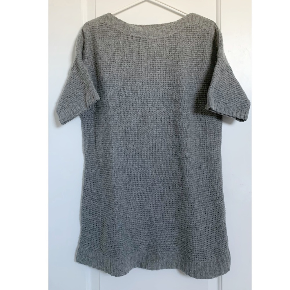 Long Soft Winter Knit Wool Sweater in Grey, Uniqlo Size Small